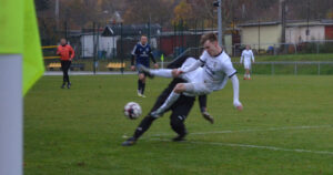 Wacker Plauen : FSV Treuen 2:2 (1:2)